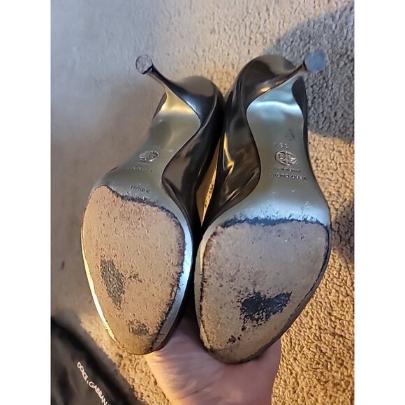 Dolce & Gabbana Italy Pewter Metallic Leather Heel Open Toe Pump, 38.5 - Picture 11 of 15
